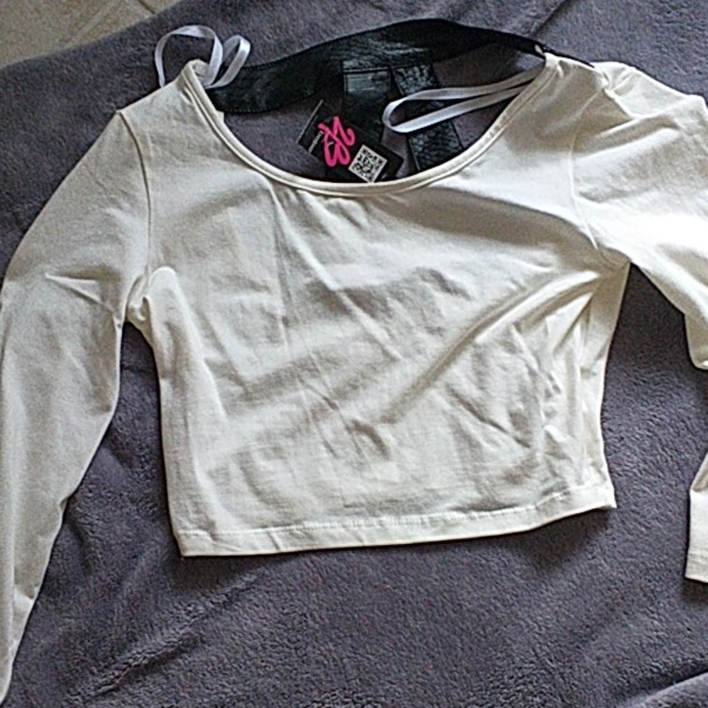 Bebe crop top